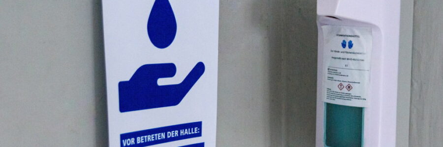 Corona-Schutz: vor Betreten der ETSV-Halle bitte Hände waschen oder desinfizieren